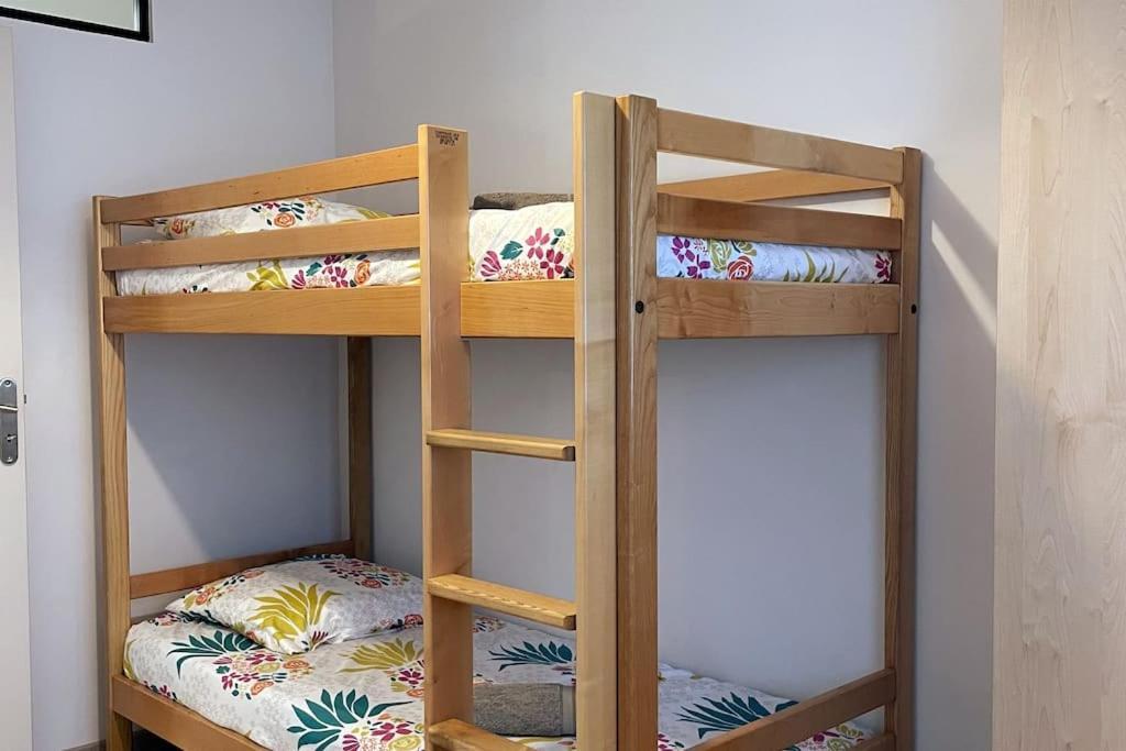 Appartement Calme, Climatise 3min A Pied De La