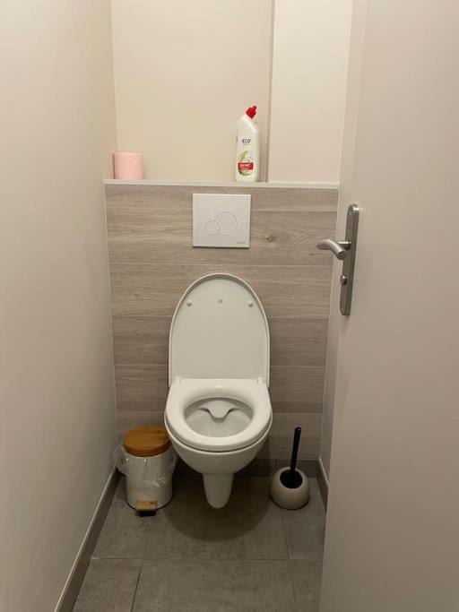 Appartement Calme, Climatise 3min A Pied De La